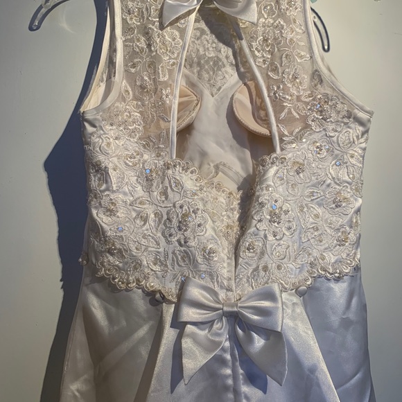 Wedding Dress - Picture 6 of 7